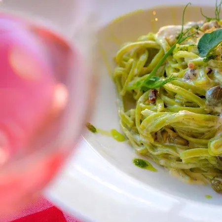 Hotel Effect Grand Victoria 4*