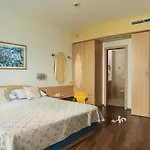 ホテル Effect Grand Victoria 4*