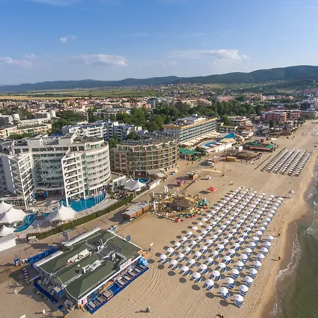 Хотел Effect Grand Victoria 4*