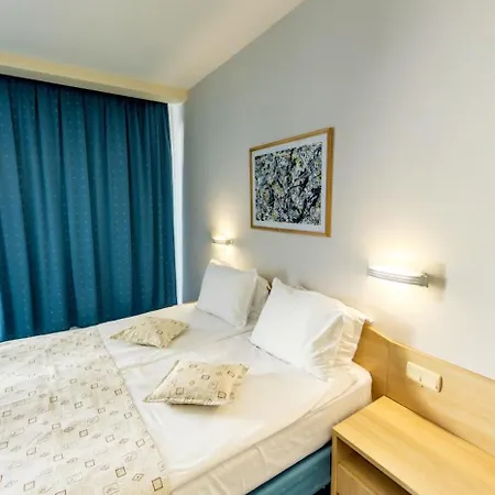 Effect Grand Victoria 4*