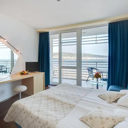 Hotel Effect Grand Victoria 4*