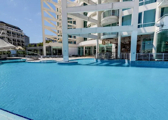 Effect Grand Victoria Отель