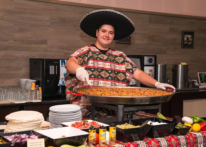 Отель Effect Grand Victoria 4*