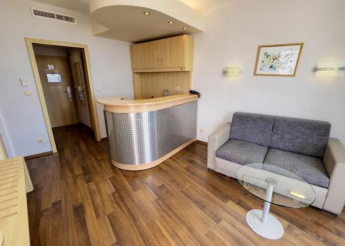 Effect Grand Victoria 4*